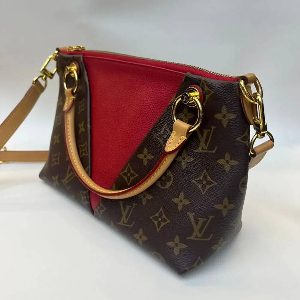 Louis Vuitton Women Pre-Loved Bag Very Good Condition